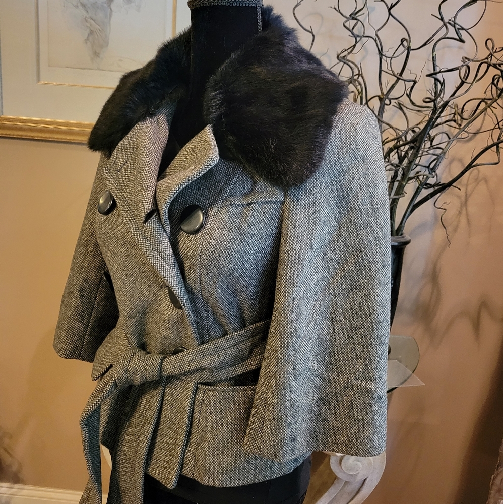 Bebe Wool Blend, Rabbit Fur Trim, Double Breasted Jacket Size XS. Designer H05 - Picture 7 of 14